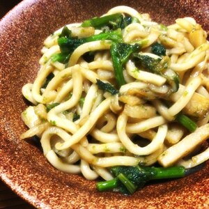 菜の花と長芋の和風焼きうどん